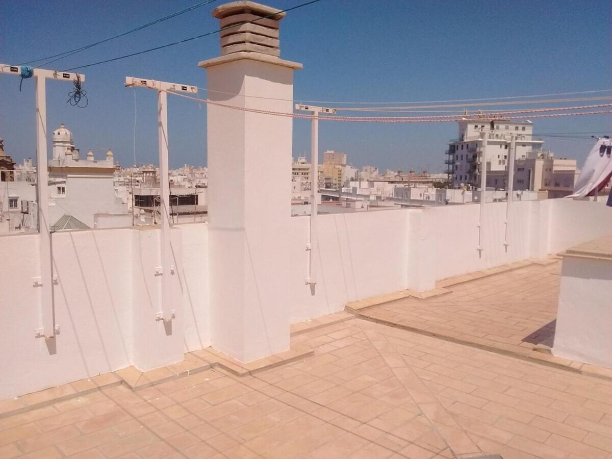 Sopranis Del Mar Apartamento Centro Cadiz, Junto Playa Y Estacion Eksteriør billede